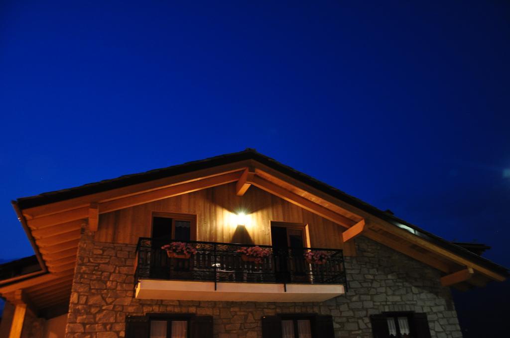 شقة Le Foyer De La Ferme أَويستا المظهر الخارجي الصورة